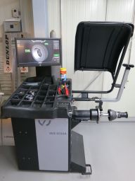 Hunter Radauswuchtmaschine VAS 6533A.JPG